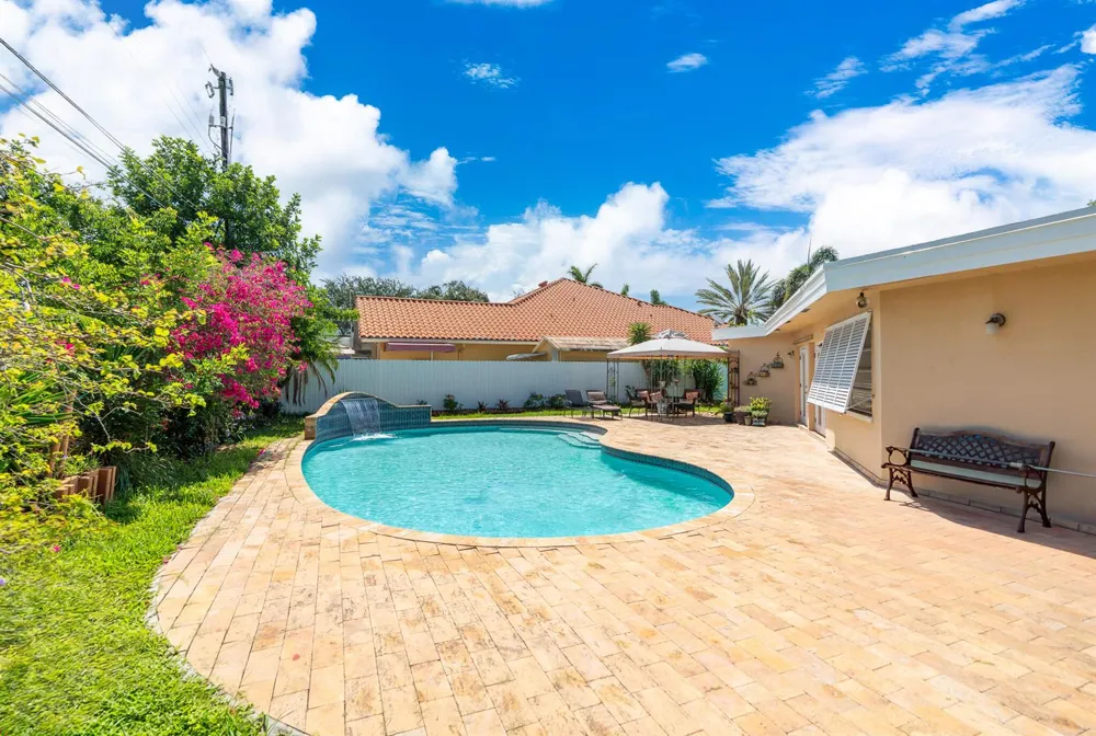 1601 NE 48TH COURT Oakland Park, FL 33334