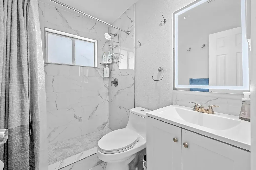 1208 NE 5TH AVENUE #1 Fort Lauderdale, FL 33304