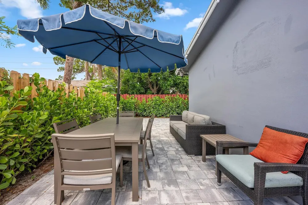 1208 NE 5TH AVENUE #1 Fort Lauderdale, FL 33304