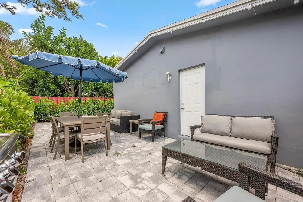 1208 NE 5TH AVENUE #1 Fort Lauderdale, FL 33304