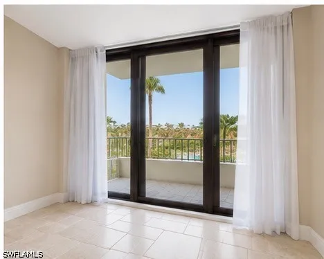 Seaview Court #1-208 Marco Island, FL 34145