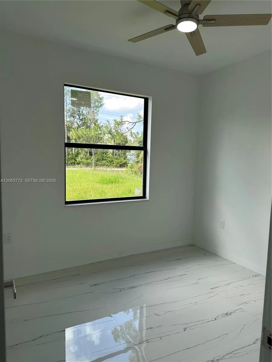 3525 43 Ave, N.E. Naples, FL 34120