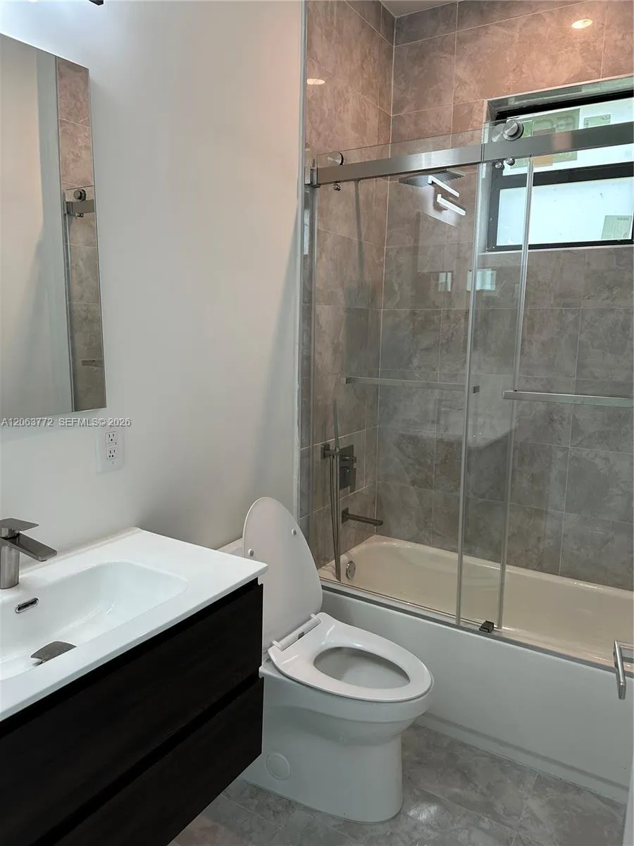 3525 43 Ave, N.E. Naples, FL 34120