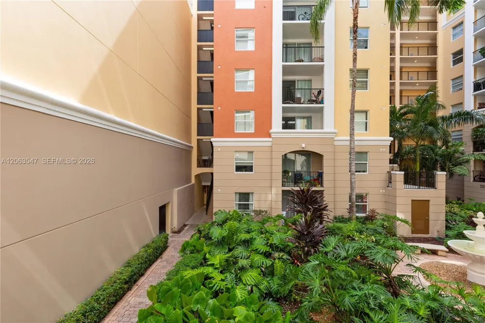 17100 Bay Rd #1210 Sunny Isles Beach, FL 33160
