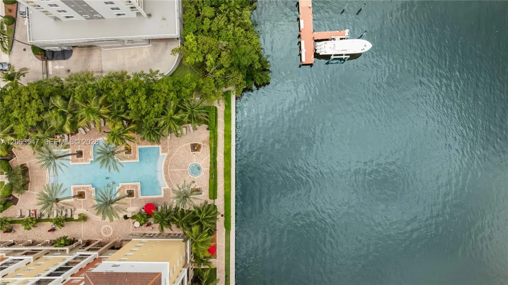 17100 Bay Rd #1210 Sunny Isles Beach, FL 33160