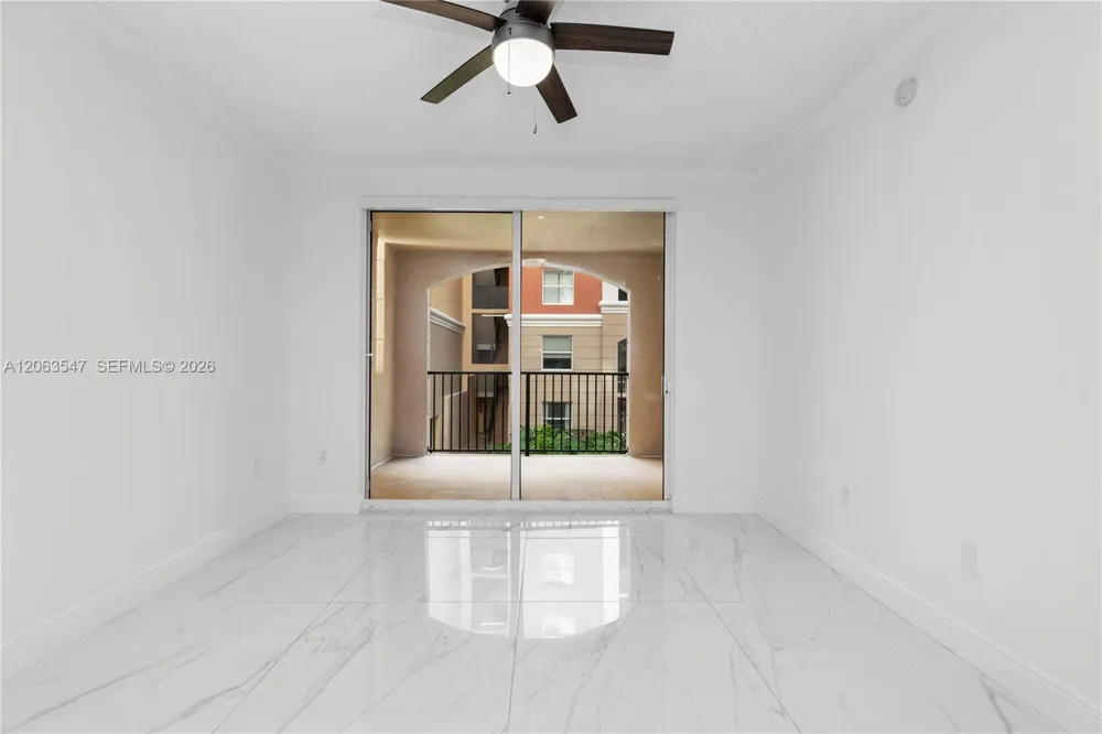 17100 Bay Rd #1210 Sunny Isles Beach, FL 33160
