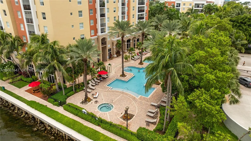 17100 Bay Rd #1210 Sunny Isles Beach, FL 33160