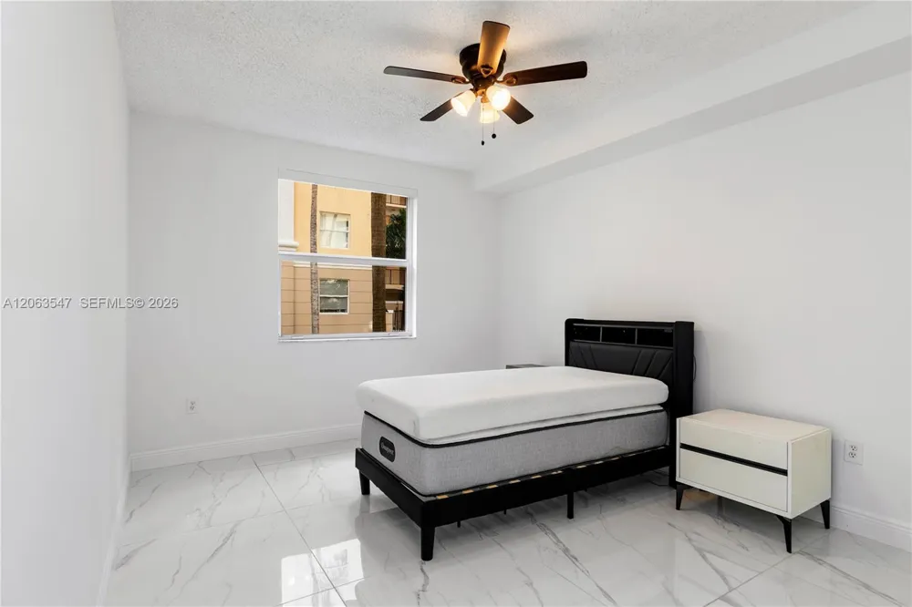 17100 Bay Rd #1210 Sunny Isles Beach, FL 33160