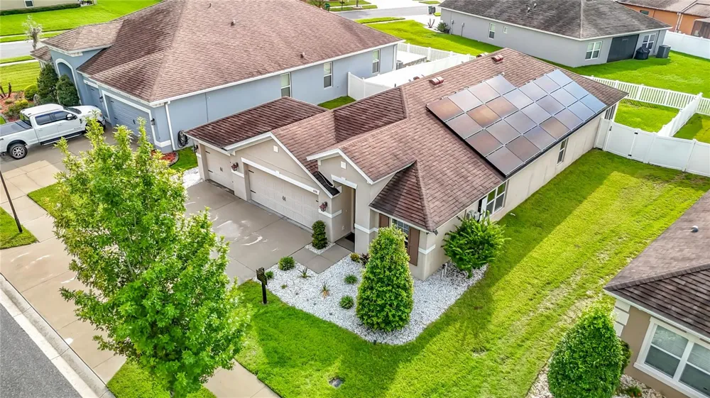 6328 SPARKLING WAY Wesley Chapel, FL 33545