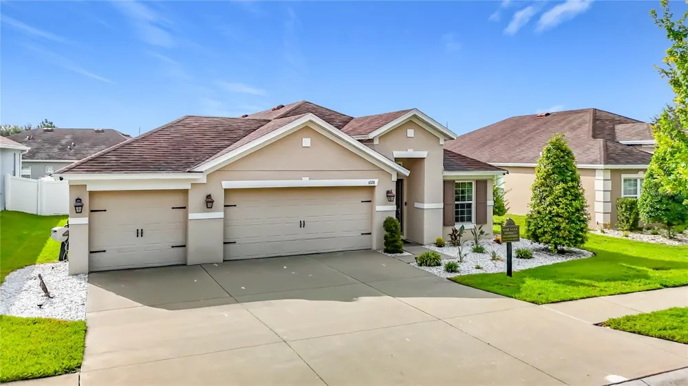 6328 SPARKLING WAY Wesley Chapel, FL 33545