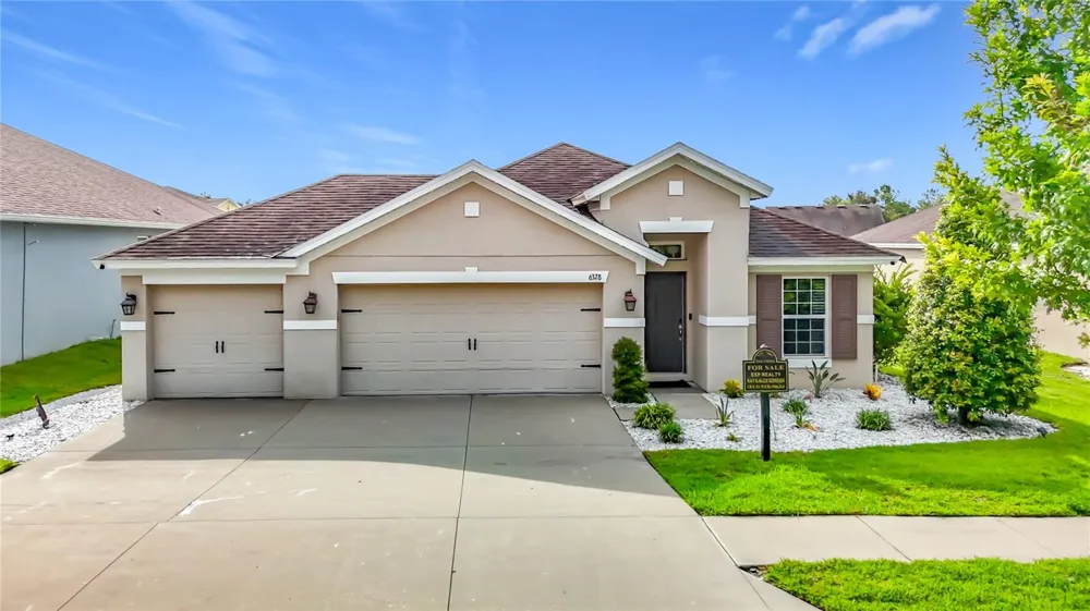 6328 SPARKLING WAY Wesley Chapel, FL 33545