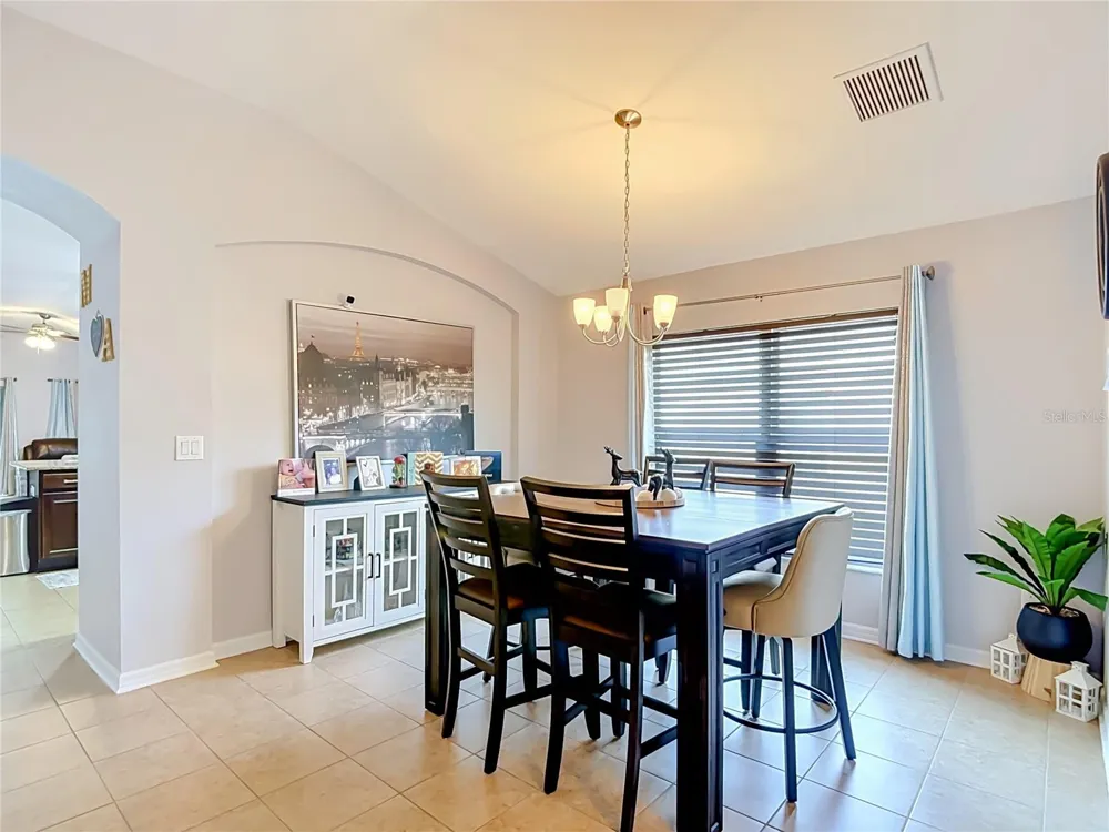 6328 SPARKLING WAY Wesley Chapel, FL 33545