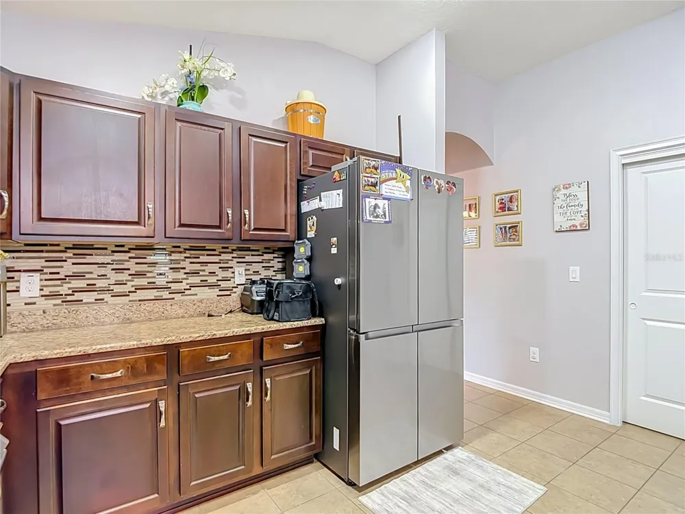6328 SPARKLING WAY Wesley Chapel, FL 33545