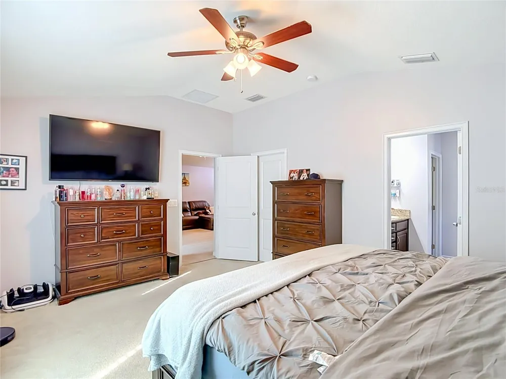6328 SPARKLING WAY Wesley Chapel, FL 33545