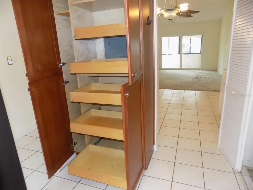 9663 86TH AVENUE #9663 Seminole, FL 33777