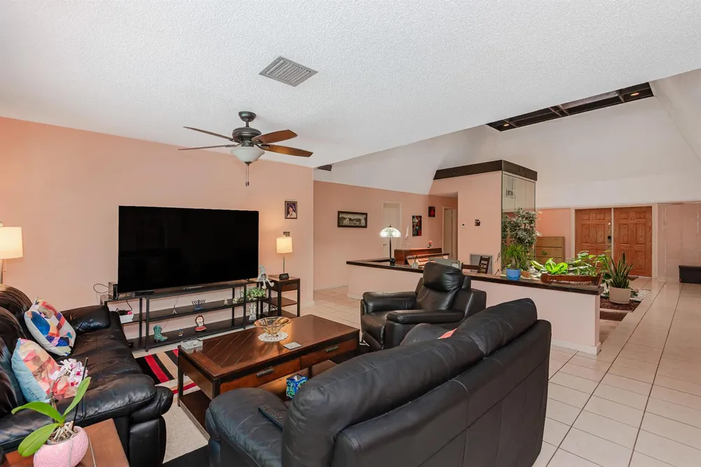 4961 SW 94TH AVENUE Cooper City, FL 33328