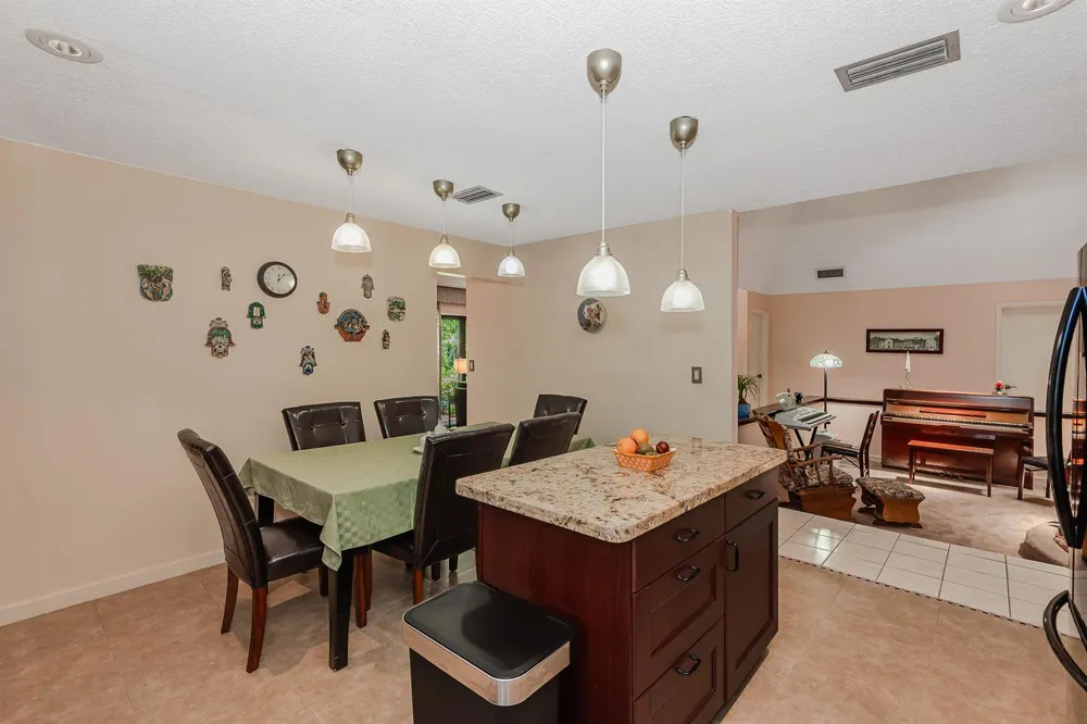4961 SW 94TH AVENUE Cooper City, FL 33328