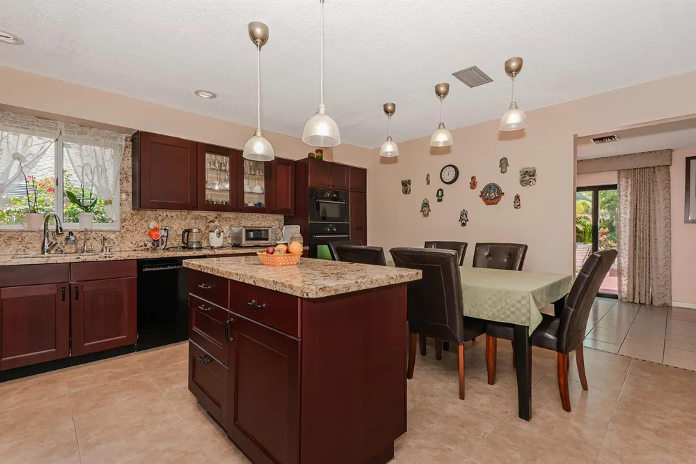 4961 SW 94TH AVENUE Cooper City, FL 33328