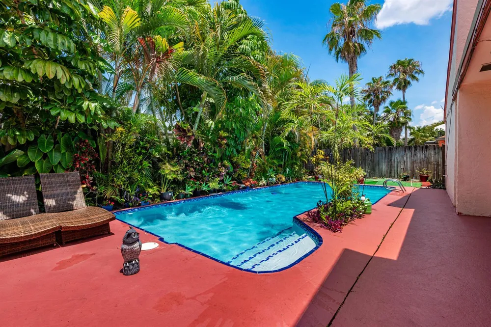 4961 SW 94TH AVENUE Cooper City, FL 33328
