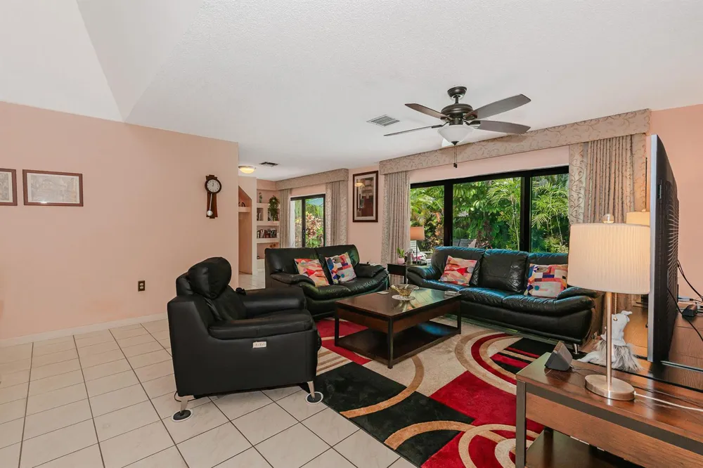 4961 SW 94TH AVENUE Cooper City, FL 33328