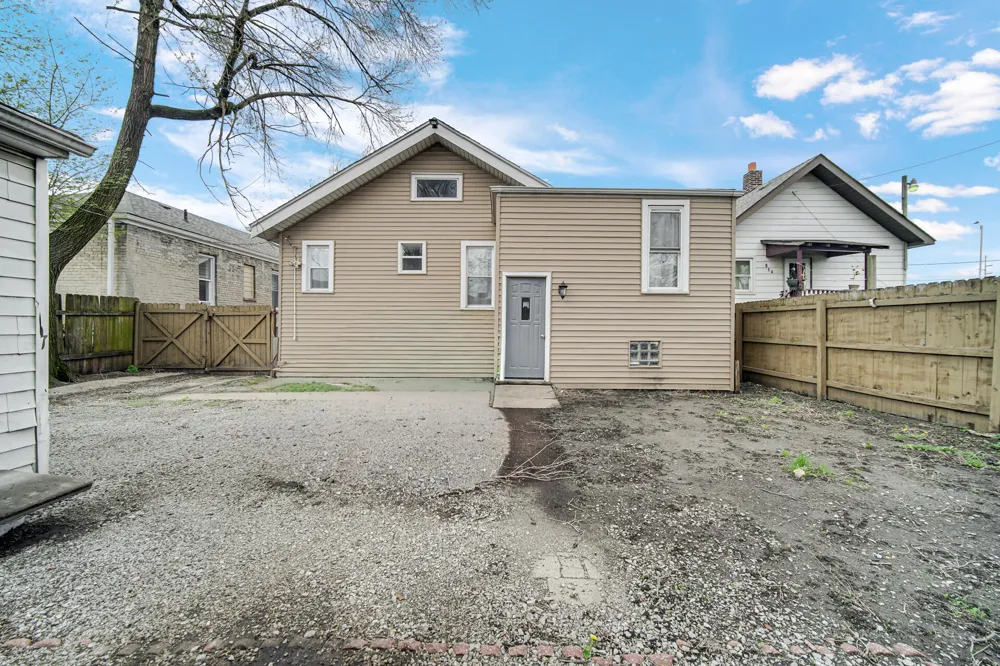 610 Highland Street Hammond, IN 46320