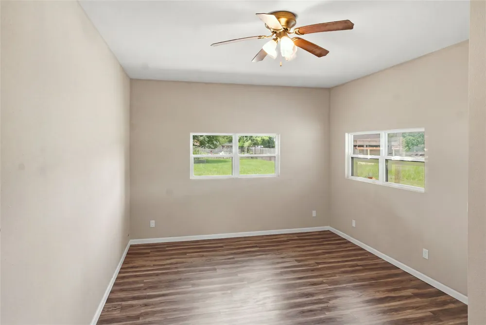 702 W Walnut Street Stilwell, OK 74960