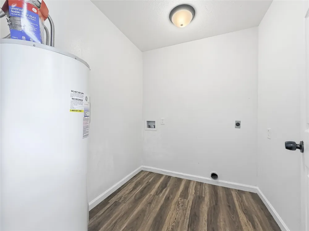 702 W Walnut Street Stilwell, OK 74960
