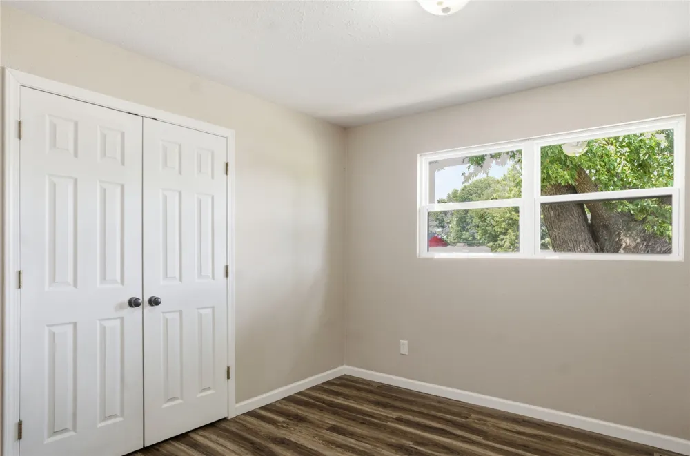 702 W Walnut Street Stilwell, OK 74960