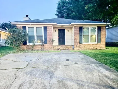 2512 Water Oak Drive
