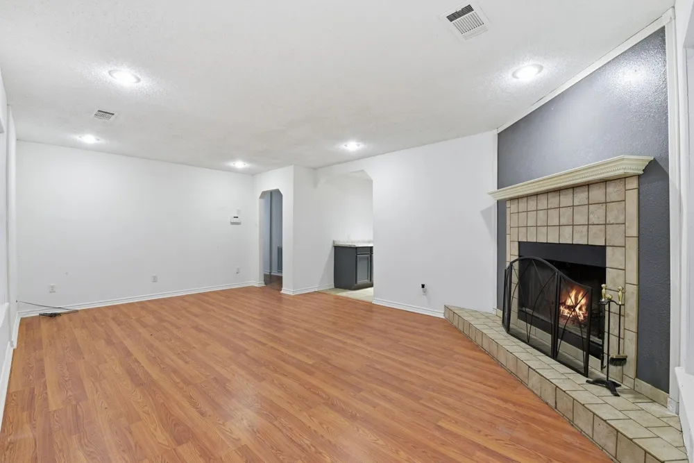 402 Anderson Road Livingston, TX 77351