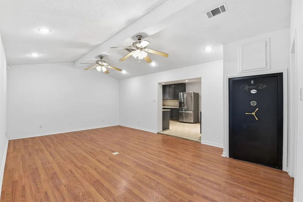 402 Anderson Road Livingston, TX 77351