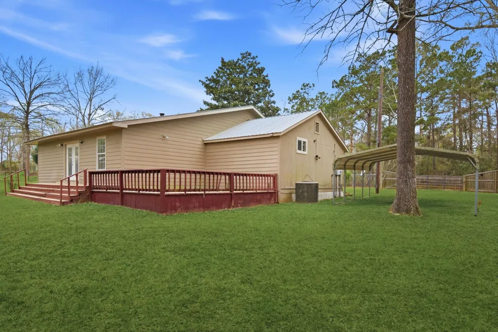 402 Anderson Road Livingston, TX 77351
