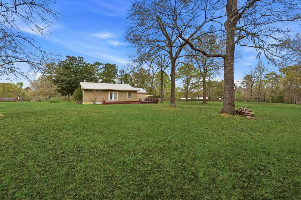 402 Anderson Road Livingston, TX 77351