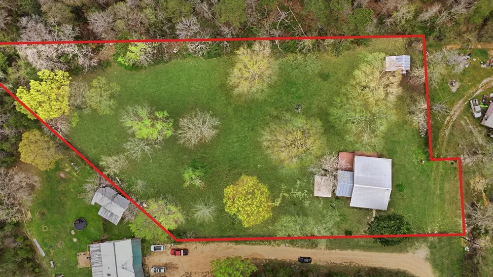 402 Anderson Road Livingston, TX 77351