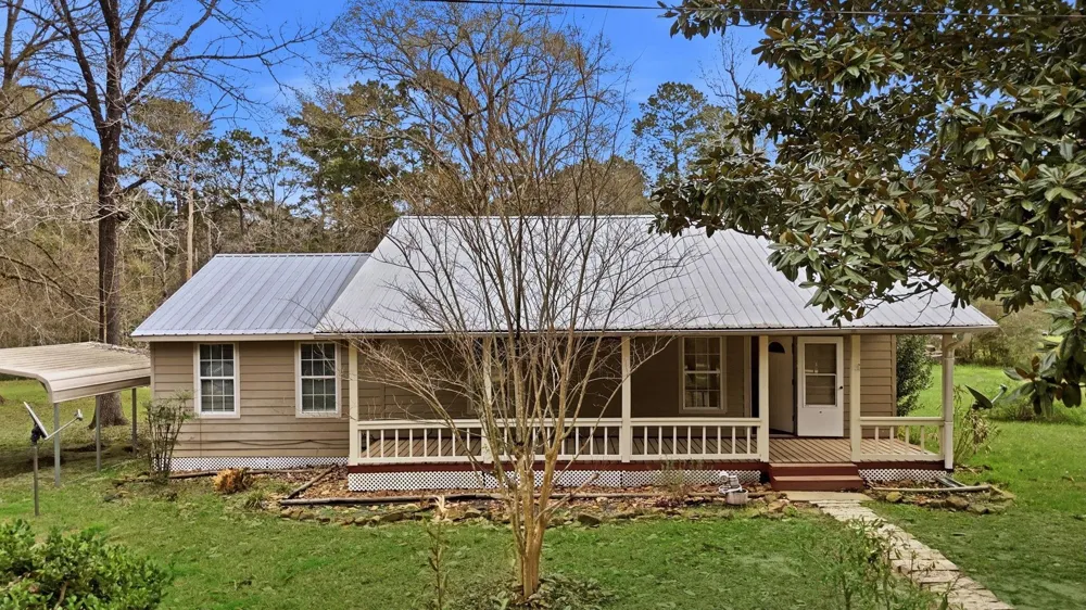 402 Anderson Road Livingston, TX 77351