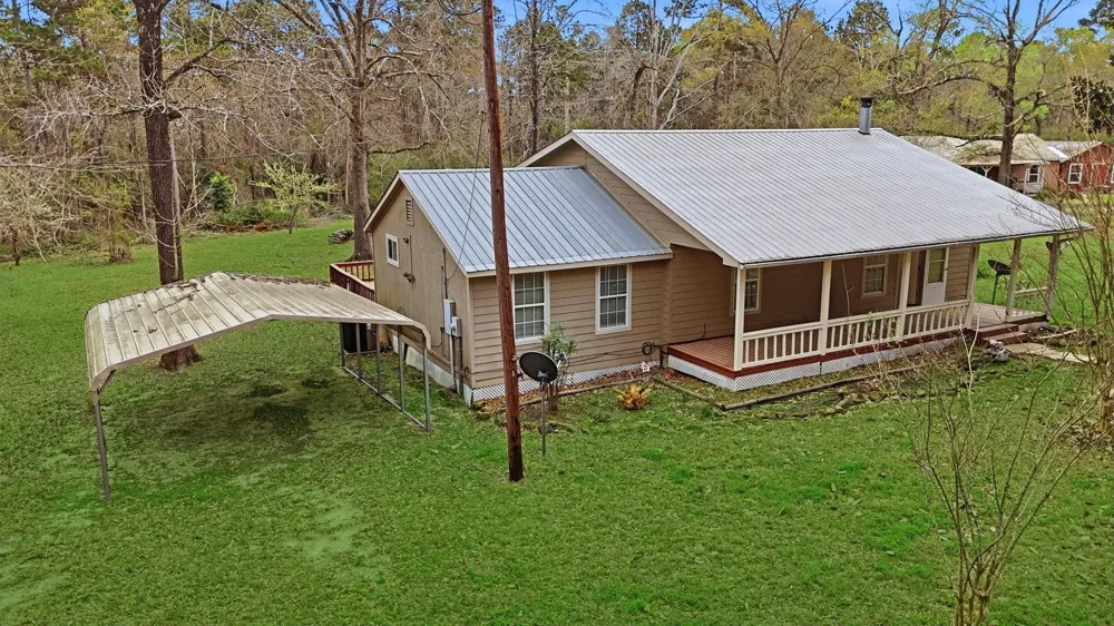 402 Anderson Road Livingston, TX 77351
