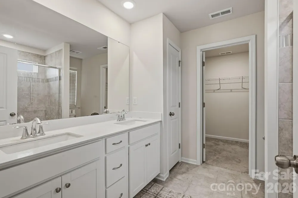 7412 Echoing Hills Lane Maiden, NC 28650