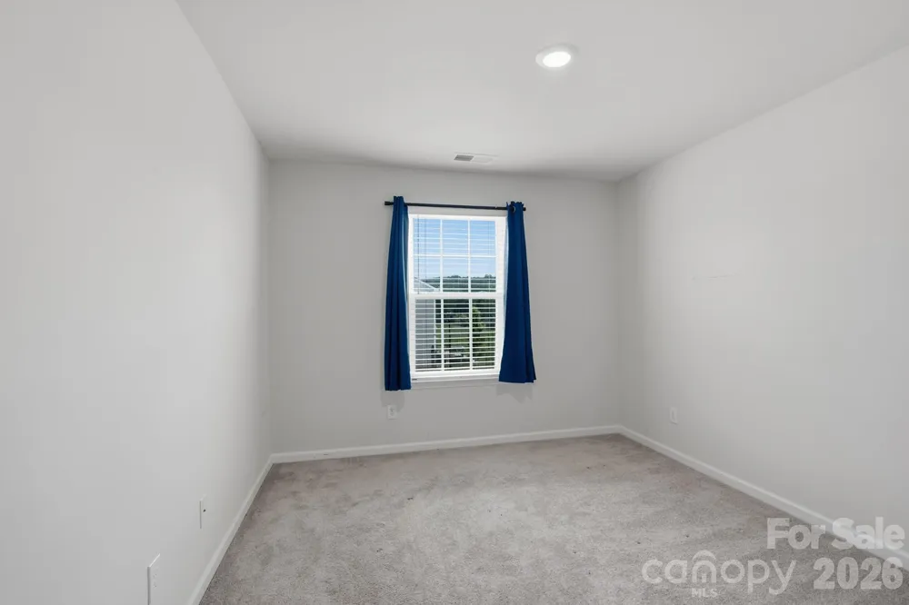 7412 Echoing Hills Lane Maiden, NC 28650