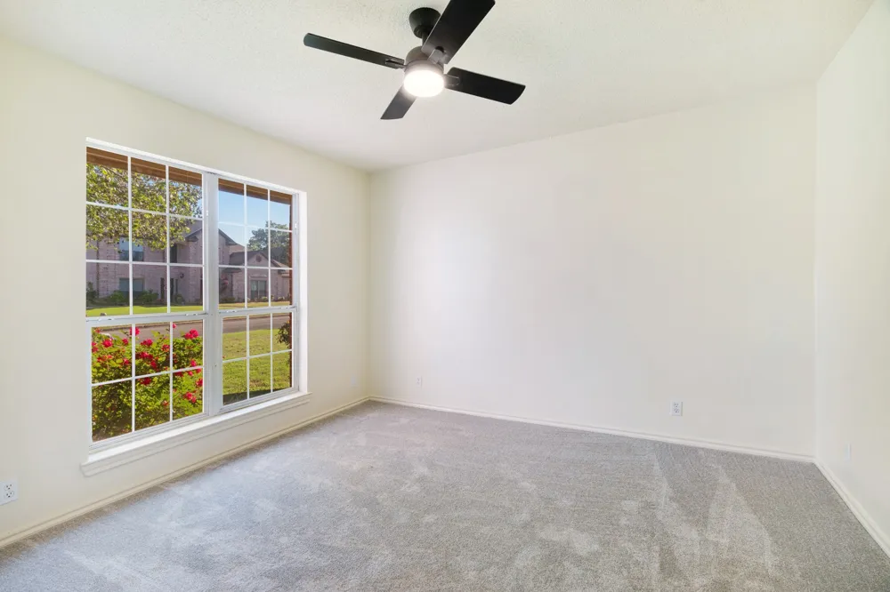 3025 Aspen Paris, TX 75462
