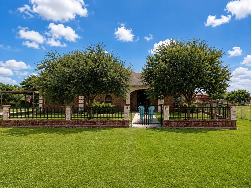 390 County Road 1030 Kingsville, TX 78363