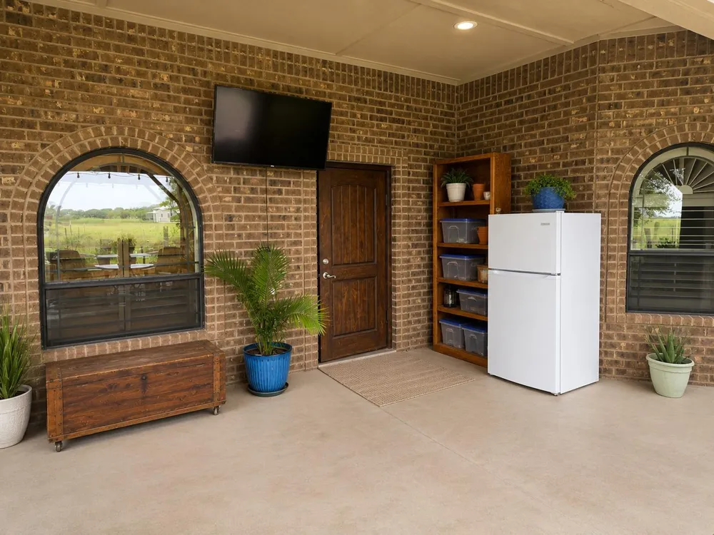 390 County Road 1030 Kingsville, TX 78363
