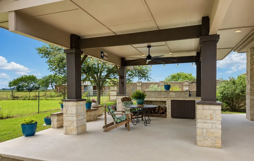 390 County Road 1030 Kingsville, TX 78363