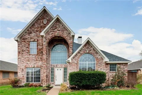 1504 Country Lane