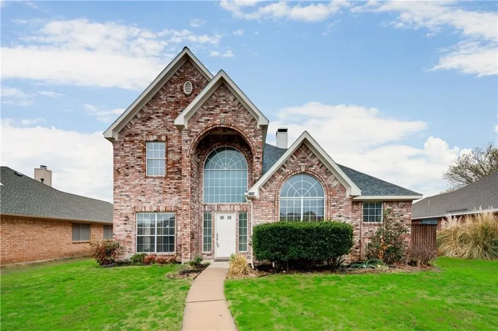 1504 Country Lane Allen, TX 75002