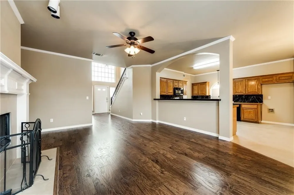 1504 Country Lane Allen, TX 75002