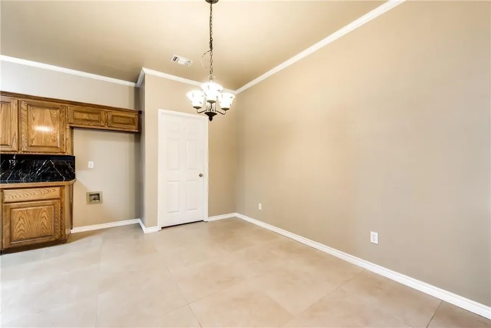 1504 Country Lane Allen, TX 75002