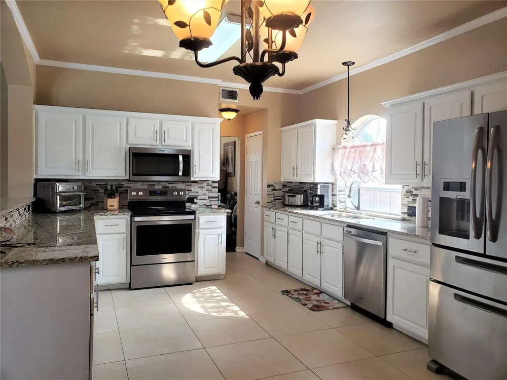 1504 Country Lane Allen, TX 75002