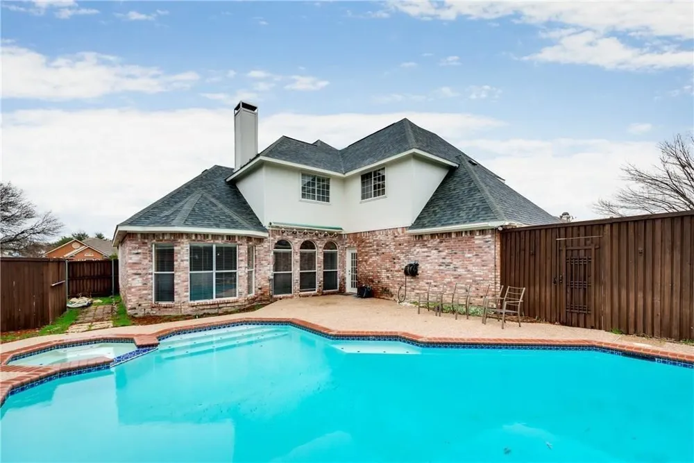 1504 Country Lane Allen, TX 75002