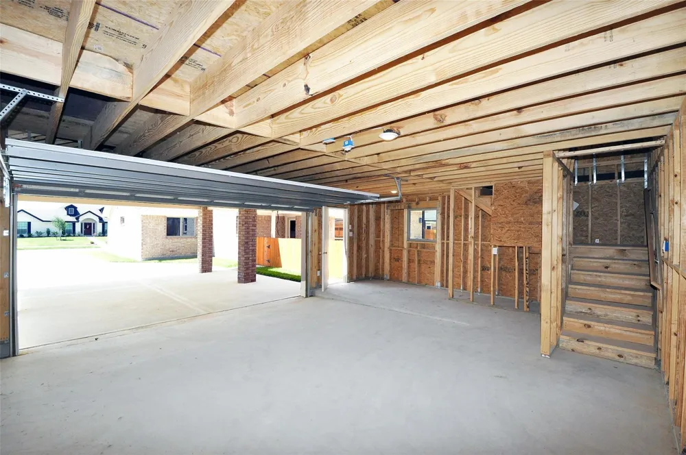 2210 Fortuna Drive League City, TX 77539