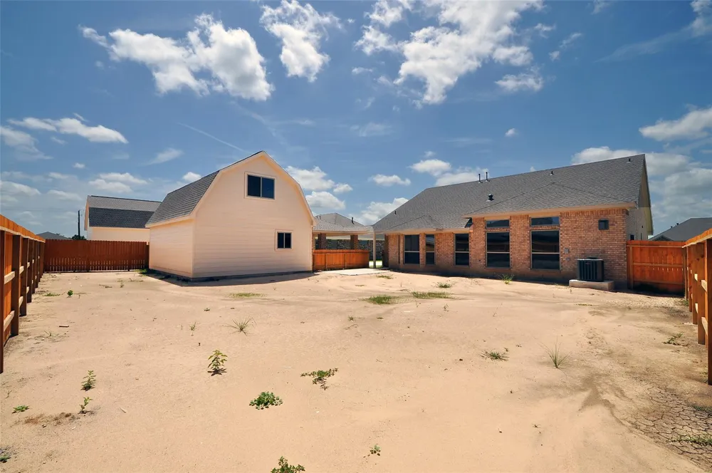2210 Fortuna Drive League City, TX 77539